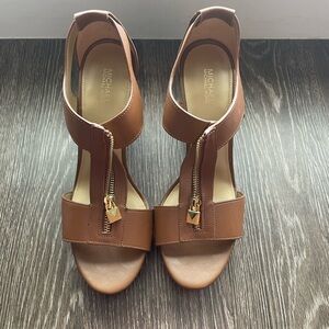 Michael Kohrs zipper heels